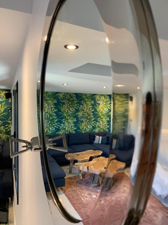 Casa Jungle ! Superb Duplex Apartment, Place Des Lices ! Сен-Тропе Экстерьер фото