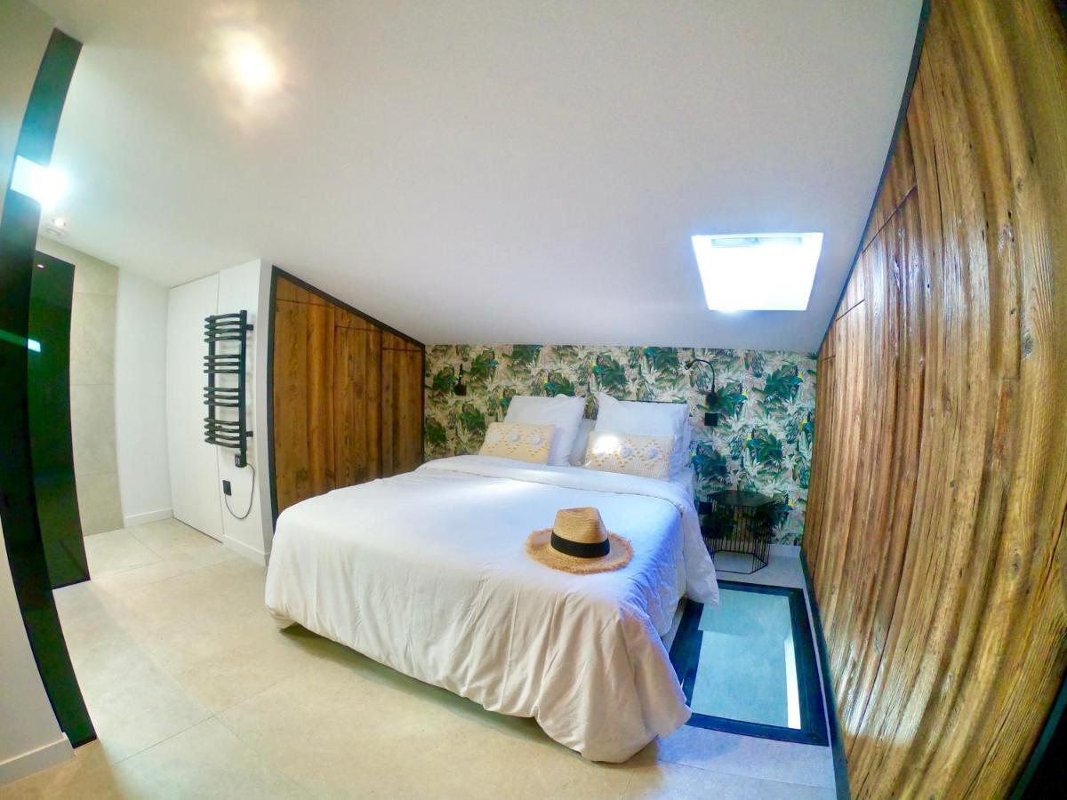 Casa Jungle ! Superb Duplex Apartment, Place Des Lices ! Сен-Тропе Экстерьер фото